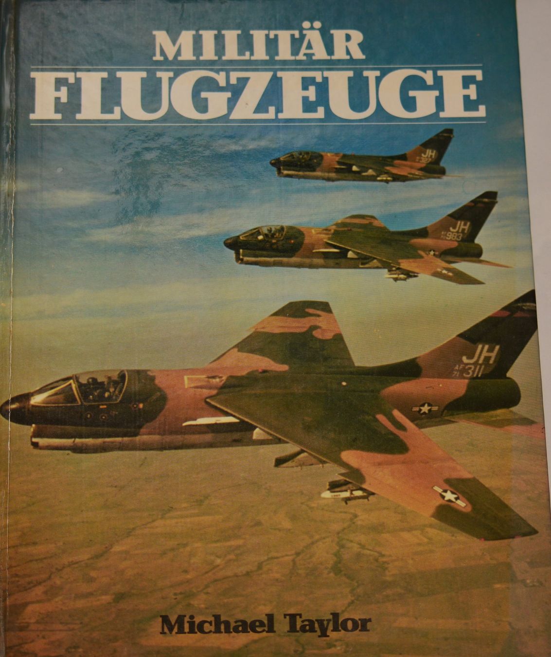 Libri: Militärflugzeuge – Usato da Basel venduto da Dogana