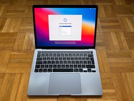 Apple MacBook Pro (M1, 13-inch, 2020) Space Grey Gebraucht