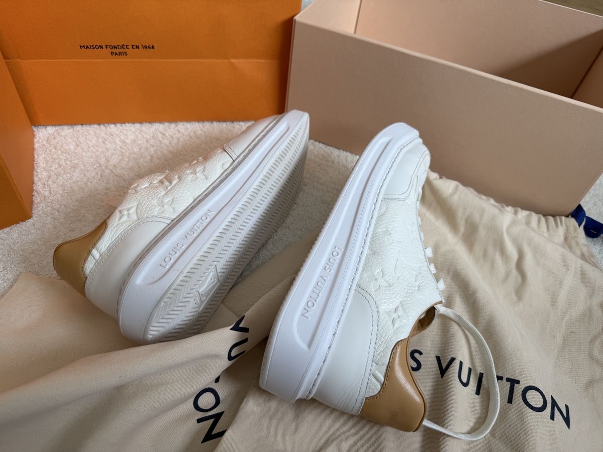 Louis Vuitton Herrenschuhe: Louis Vuitton Beverly Hills Sneaker White Size 6 – Gebraucht aus Ermenswil von takethisitem 7
