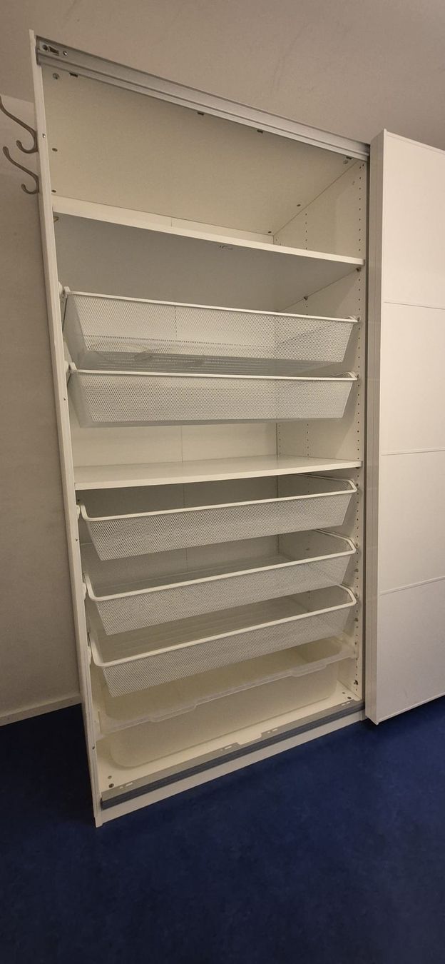 Ikea Armadi: Kleiderschrank Ikea – Usato da Siggenthal Station venduto da Rischmelna 2