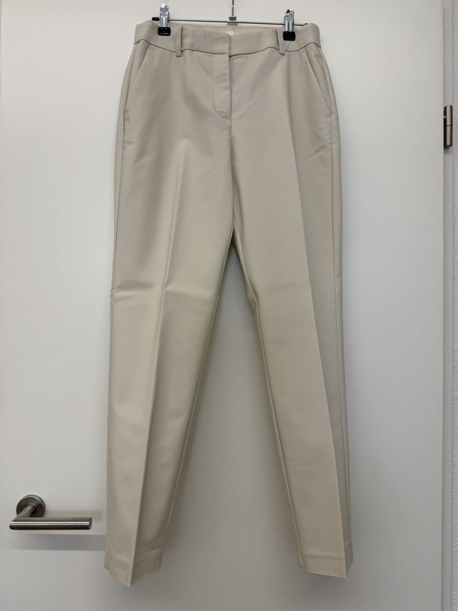 H&M Hosen: Chinohose beige Damen – Gebraucht aus Stäfa von alyssa.bgl