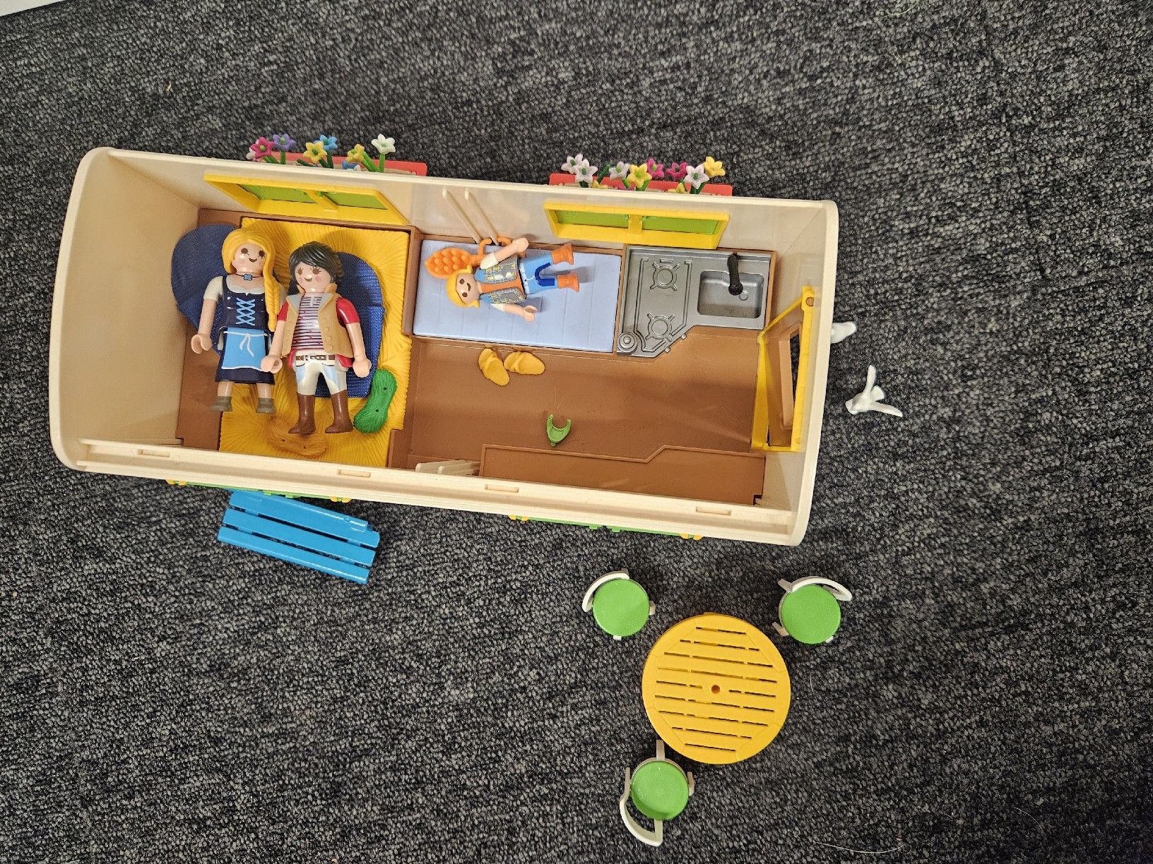 Playmobil Giocattoli: Playmobil Wohnwagen – Usato da Adliswil venduto da Baengeli2 1