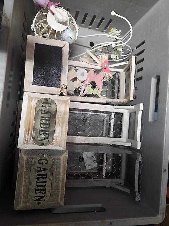 Tutte le decorazioni: A vendre décos  pour création  – Usato da Collombey venduto da rubrub