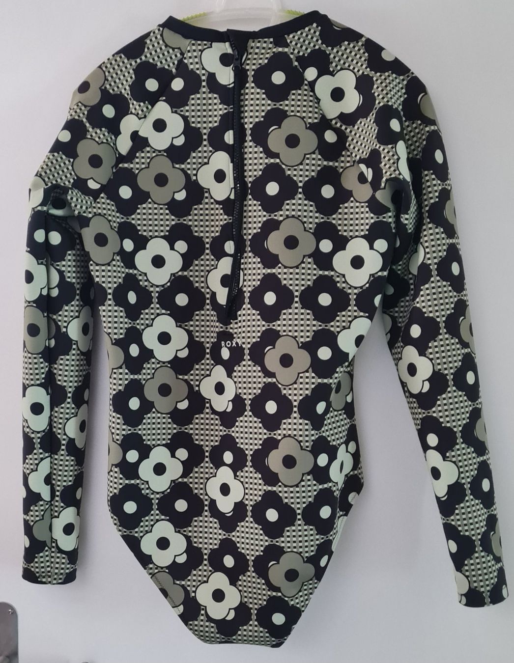Roxy Completi & Tailleur: Surfsuit Damen von Roxy Grösse XL – Nuovo (secondo la descrizione) da Bäriswil BE venduto da irwu 1