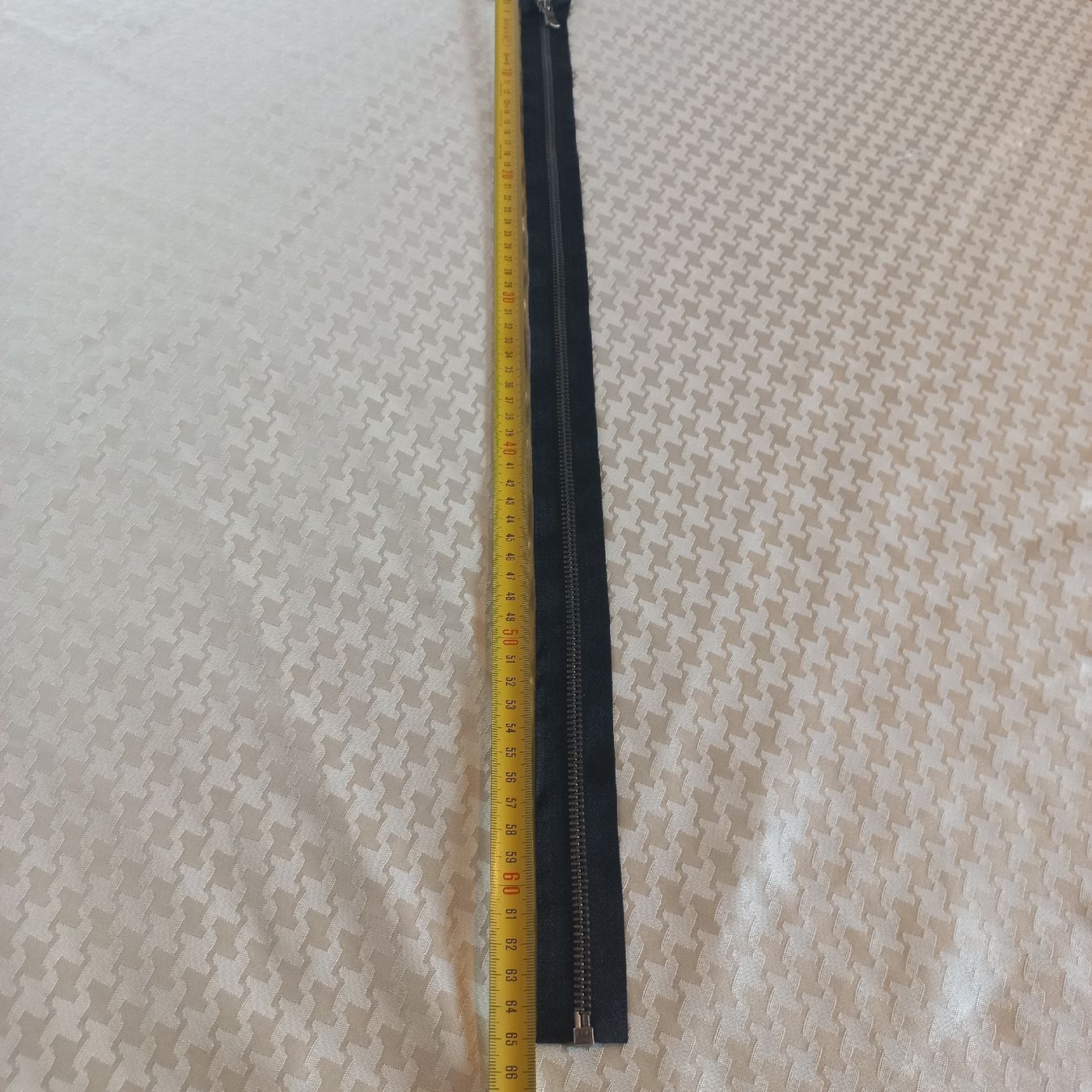 Tessuti: Fermeture éclair KEE noir 65 cm – Nuovo (secondo la descrizione) da Dompierre FR venduto da fat_xth5 1