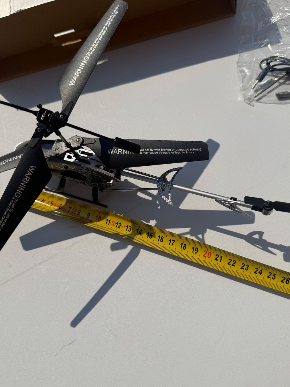 Giocattoli: Helicopter in Carbon-Look - including additional rotor Blade – Nuovo (secondo la descrizione) da Cugnasco venduto da tizianaq 3