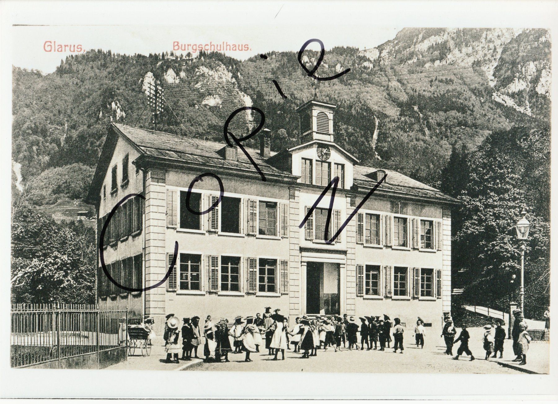 Cartoline postali: Glarus, Burgschulhaus – Usato da Fällanden venduto da Blausegelfliege