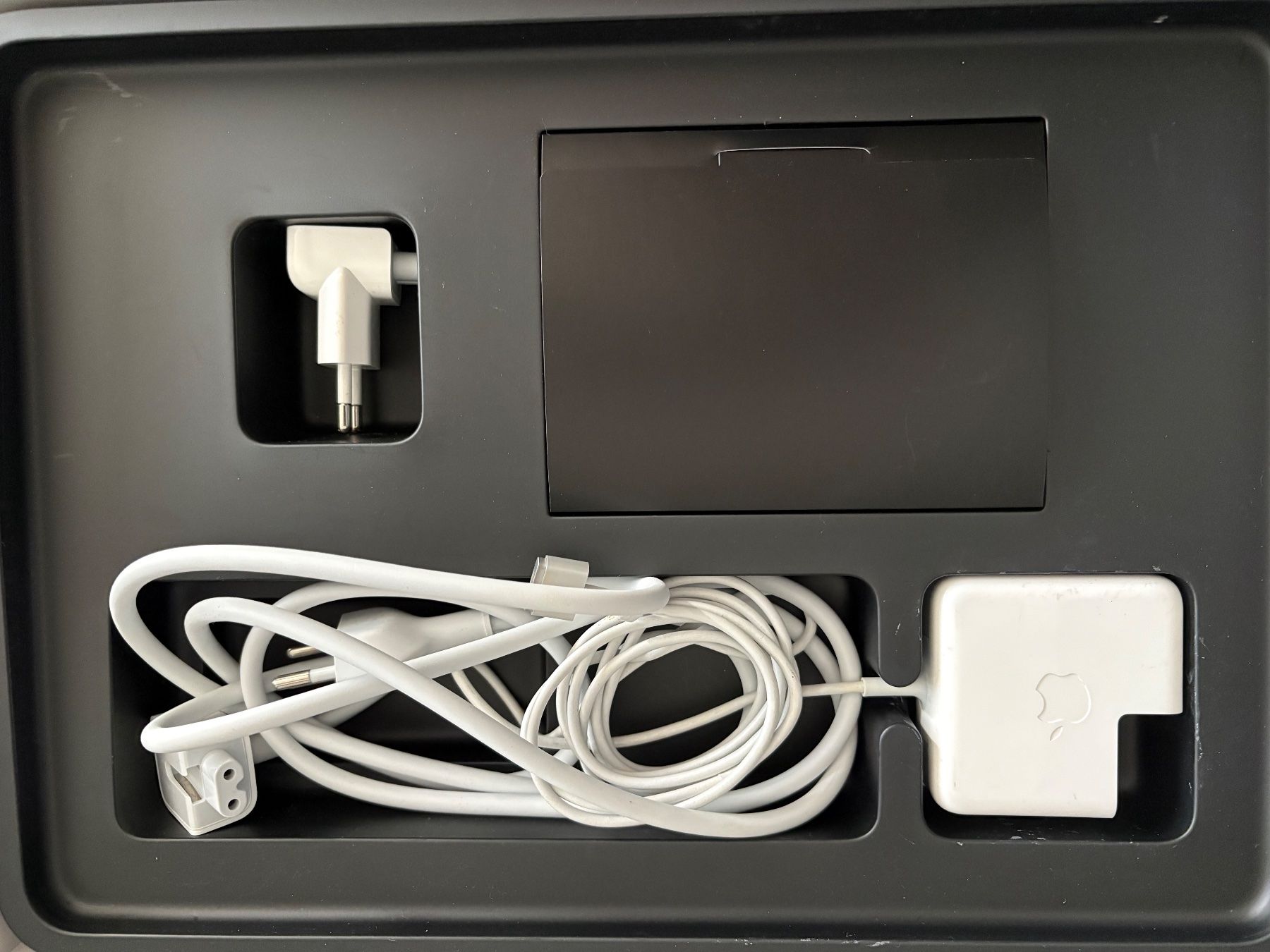 Apple Portables: Macbook Air 13” (2017) – D'occasion à Embrach par nbr_ly8d 3