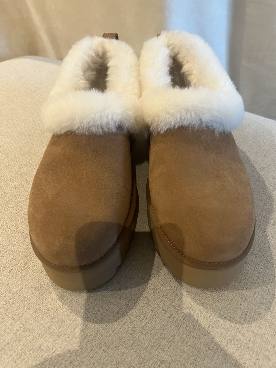 Ugg Scarpe da donna: UGG Plateau-Mules TAZZELLE gefüttert Grösse EU 40 – Nuovo (secondo la descrizione) da Horgen venduto da Ram78 2