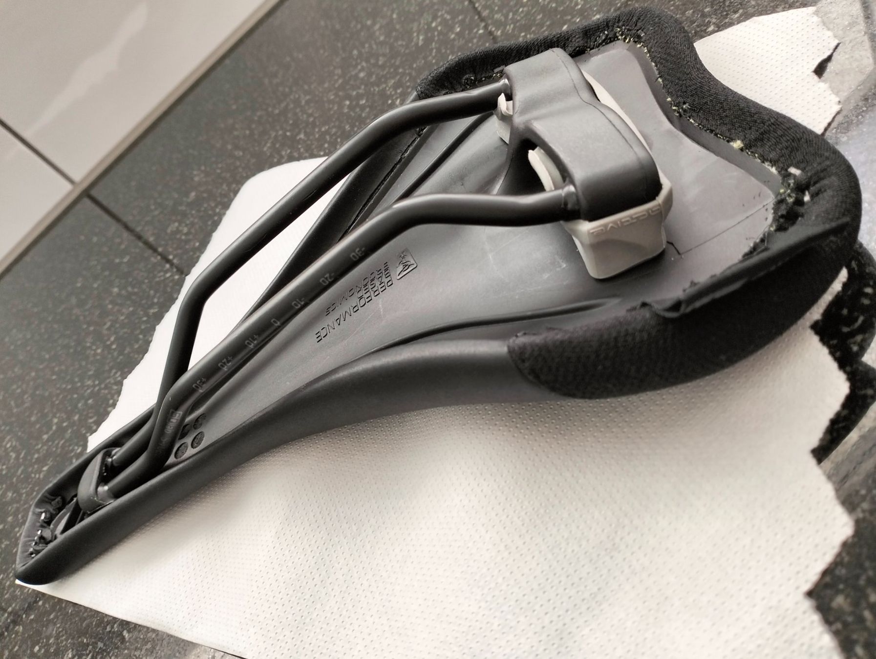 Pièces détachées: SQlab 614 Ergowave Active 2.1 Sattel (NEU) – Neuf (Voir description) à Uster par KarlZH 7