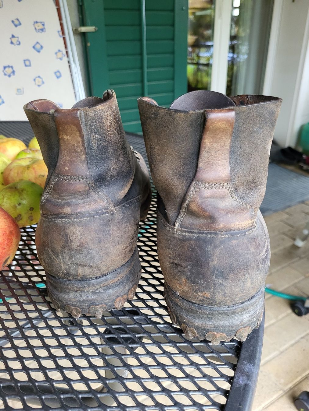 Scarpe da uomo: antike Holzschuhe – Usato da Sins venduto da Sorte 3