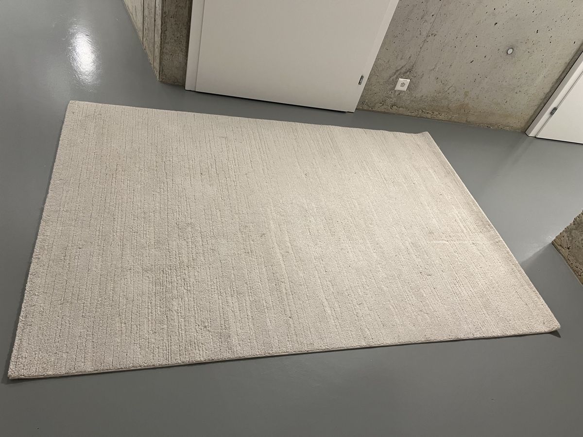 Tappeti: Tapis Blanc – Usato da Düdingen venduto da Crunchy_Dwarf