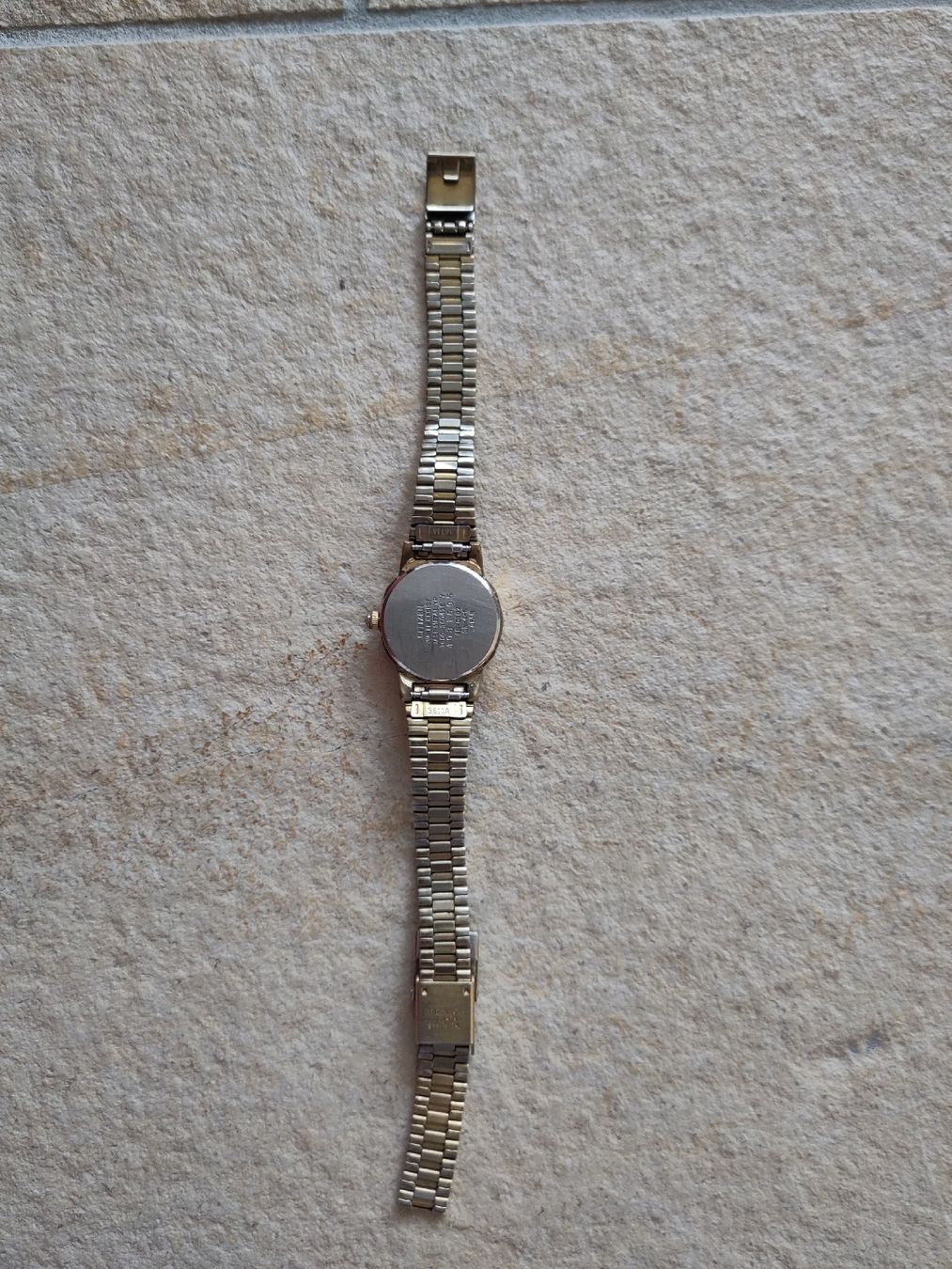 Citizen Uhren: Citizen Quartz Armbanduhr – Defekt aus Riedholz von mic_pq2p 3
