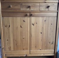 Rustikaler Massivholz Schrank / Kommode - Viel Stauraum!
