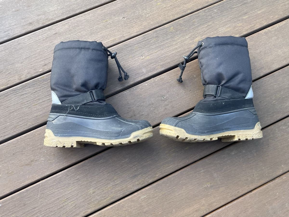 Scarpe per ragazzi: Bottes d'hiver chaudes et imperméables 35-36 – Usato da Commugny venduto da arm_7m7m 2