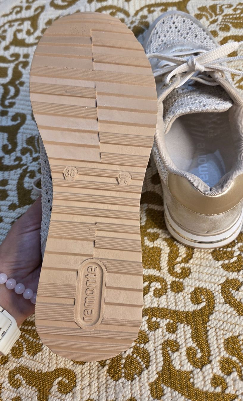 Chaussures femmes: Turnschuhe Remonte – Neuf avec emballage d'origine à Leissigen par ali_k9v8 5
