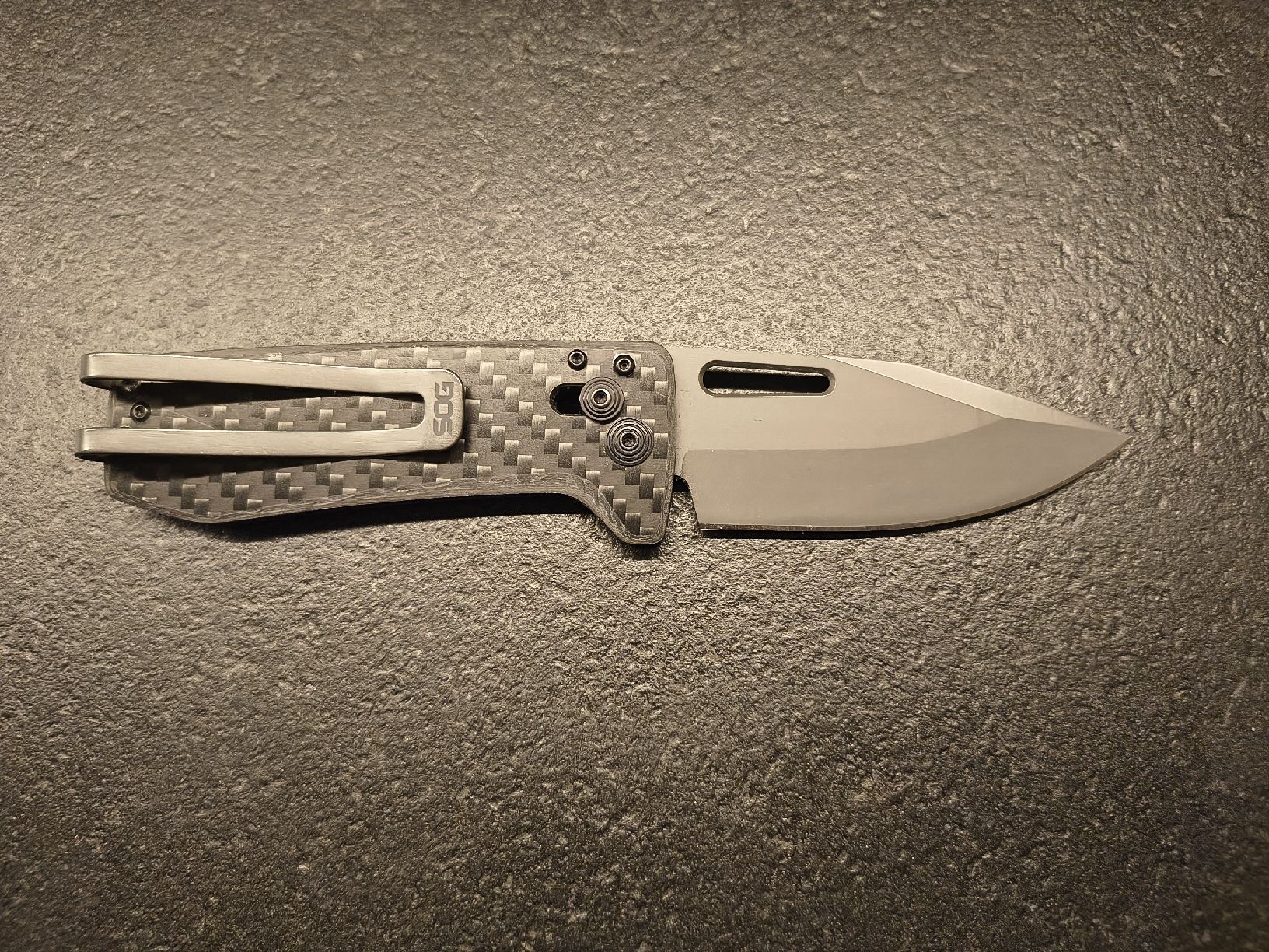 Taschenmesser: SOG ultra xr carbon – Neu (gemäss Beschreibung) aus Morens FR von John_Doe_1981