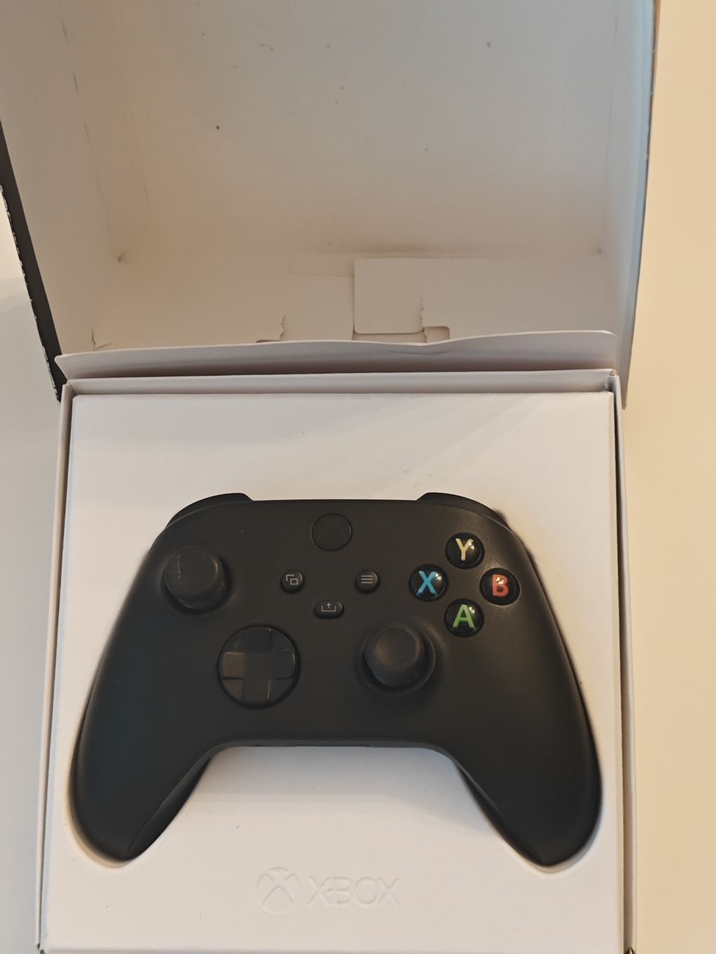Microsoft Controller: XBOX SERIES WIRELESS CONTROLLER - CARBON BLACK – Gebraucht aus Wettingen von Rostrs 3