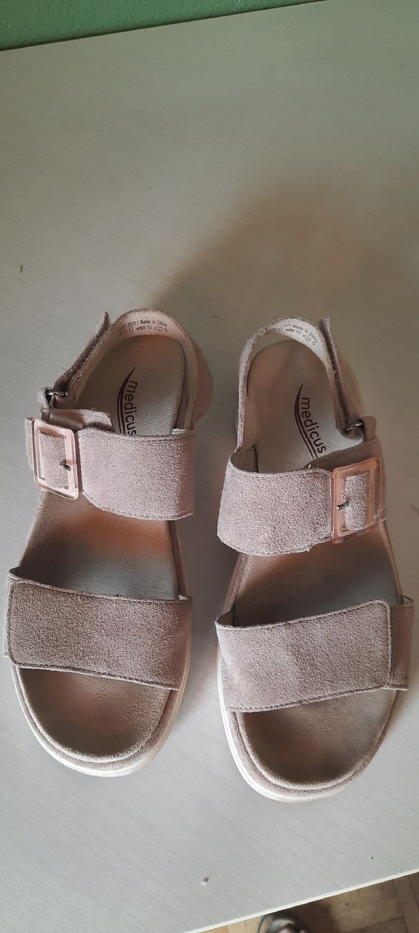 Damenschuhe: Medicus Sandalen, Gr. 38 – Neu (gemäss Beschreibung) aus Bern von sturm02 1