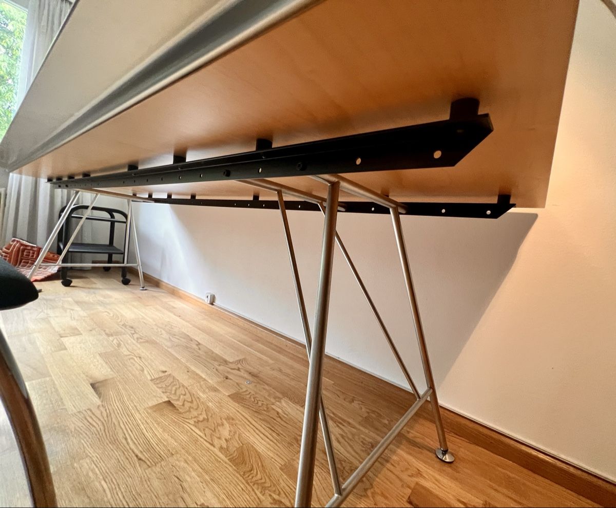 Atelier Alinea Scrivanie: ALINEA, Tisch/Pult 250 x 90 – Usato da Basel venduto da divall55 5