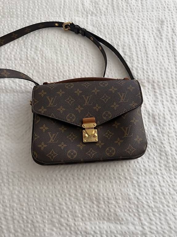 Borse da donna: Louis Vuitton Metis  – Usato da Uzwil venduto da FatimeS 3