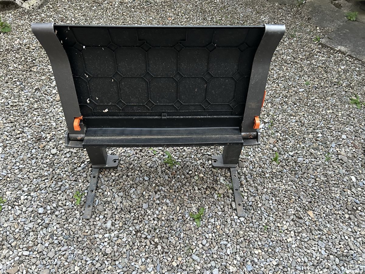 Worx Tagliaerba: Worx Landroid rasenmäher-garage – Usato da Ibach venduto da heifla 2