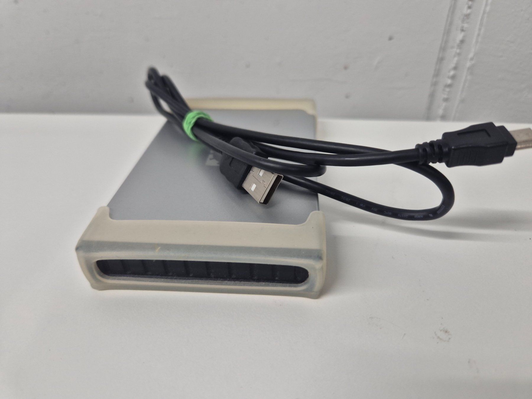 Western Digital Dischi rigidi: USB HD WD elements 120 GB – Usato da Sitterdorf venduto da Lenggi7