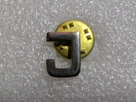 Ansteckpin 260: Buchstabe