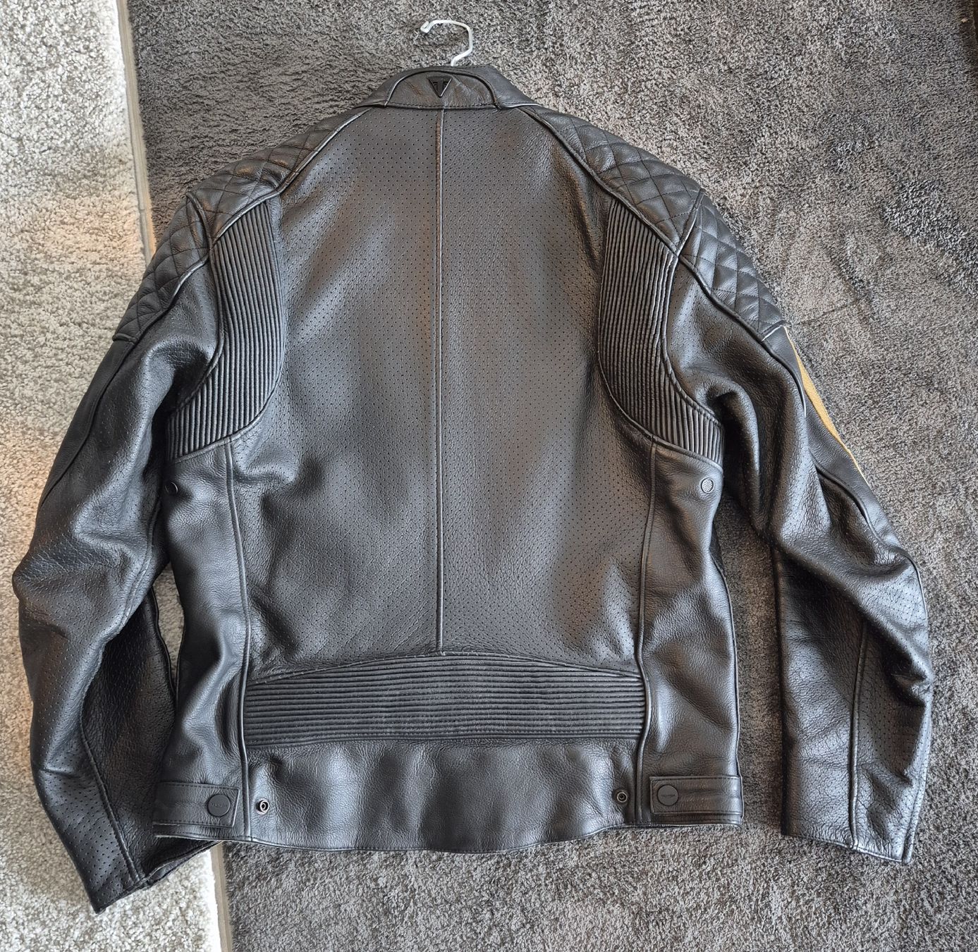 Triumph Vestes: veste moto triumph  – Neuf (Voir description) à Begnins par jim_7mfm 1