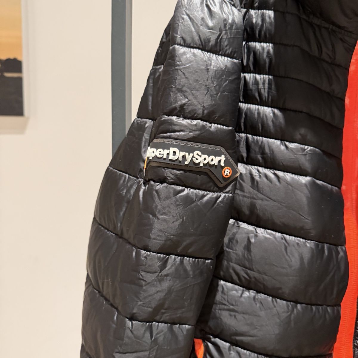 Superdry Giacche: Eco Superdry Black Puffer Jacket – Usato da Lausanne venduto da its_zl9h 3