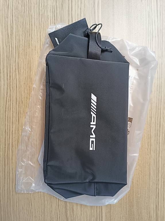 Custodie per cosmetici: AMG Necessaire neu! – Usato da Wilen (Sarnen) venduto da Tgan_sabn 3
