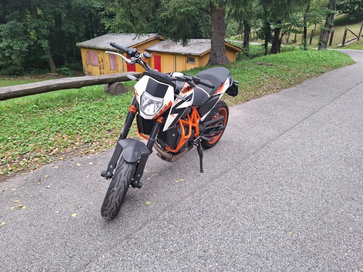 Strada: KTM 690 Duke R ABS – Usato da Sigirino venduto da del_l62x 1