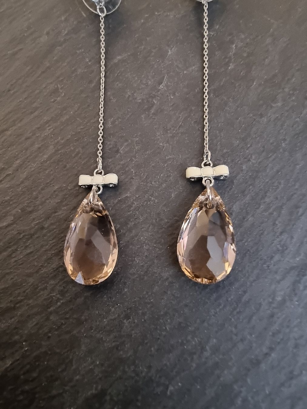 Swarovski Orecchini pendenti & Orecchini a lobo: Boucles d'oreilles Swarovski rosées  – Usato da Veyrier venduto da Leilazizou 1