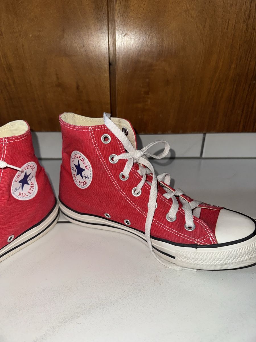 Converse Scarpe da uomo: Rote Converse All Stars Chucks Gr. 39 – Usato da Wil ZH venduto da spuehler1410