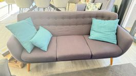 Canapé trois places gris style scandinave en tissu