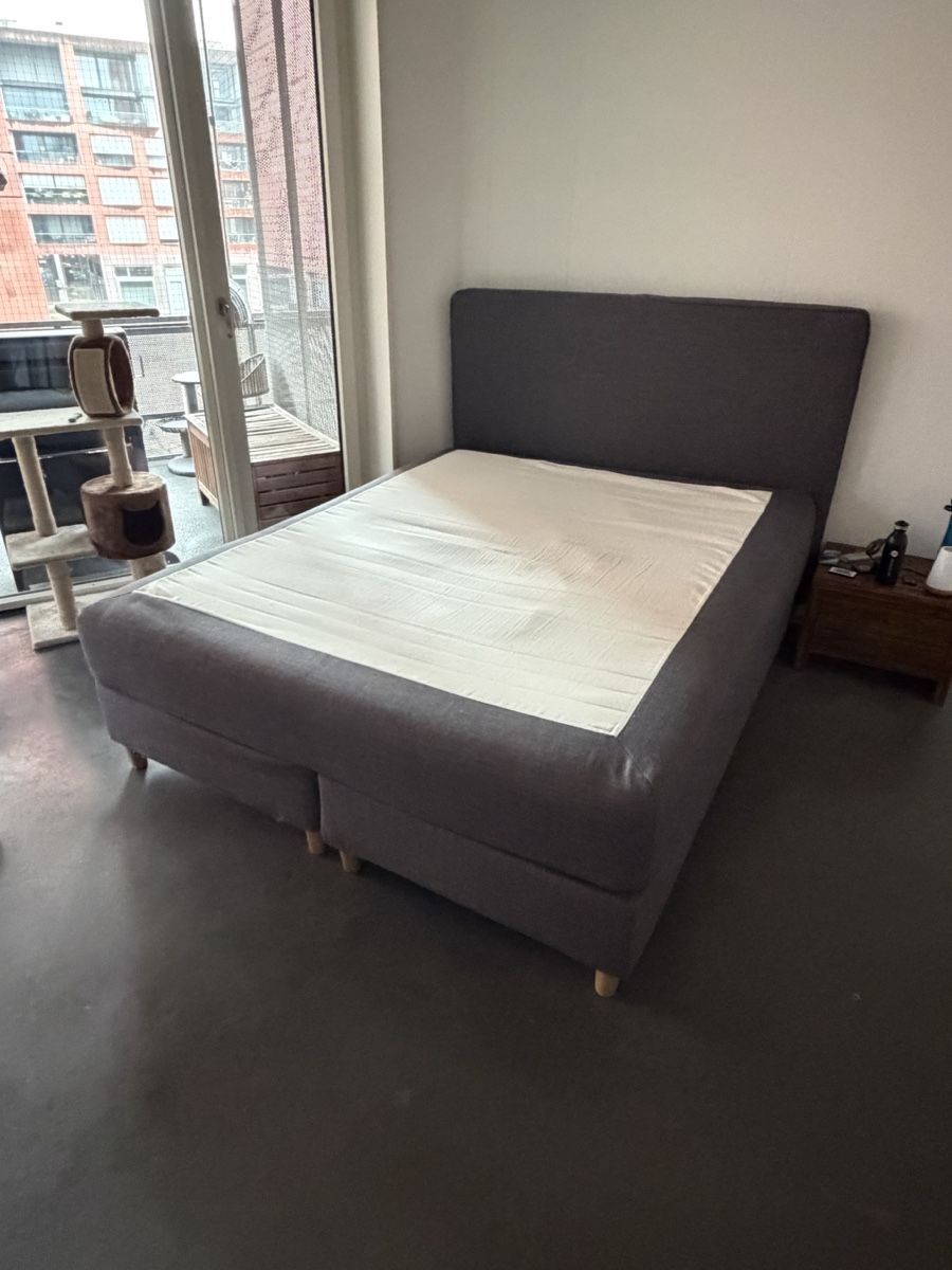 Ikea Letti: Ikea Boxspring Bett Dunvik, ca. 9 Jahre alt – Usato da Winterthur venduto da kovok