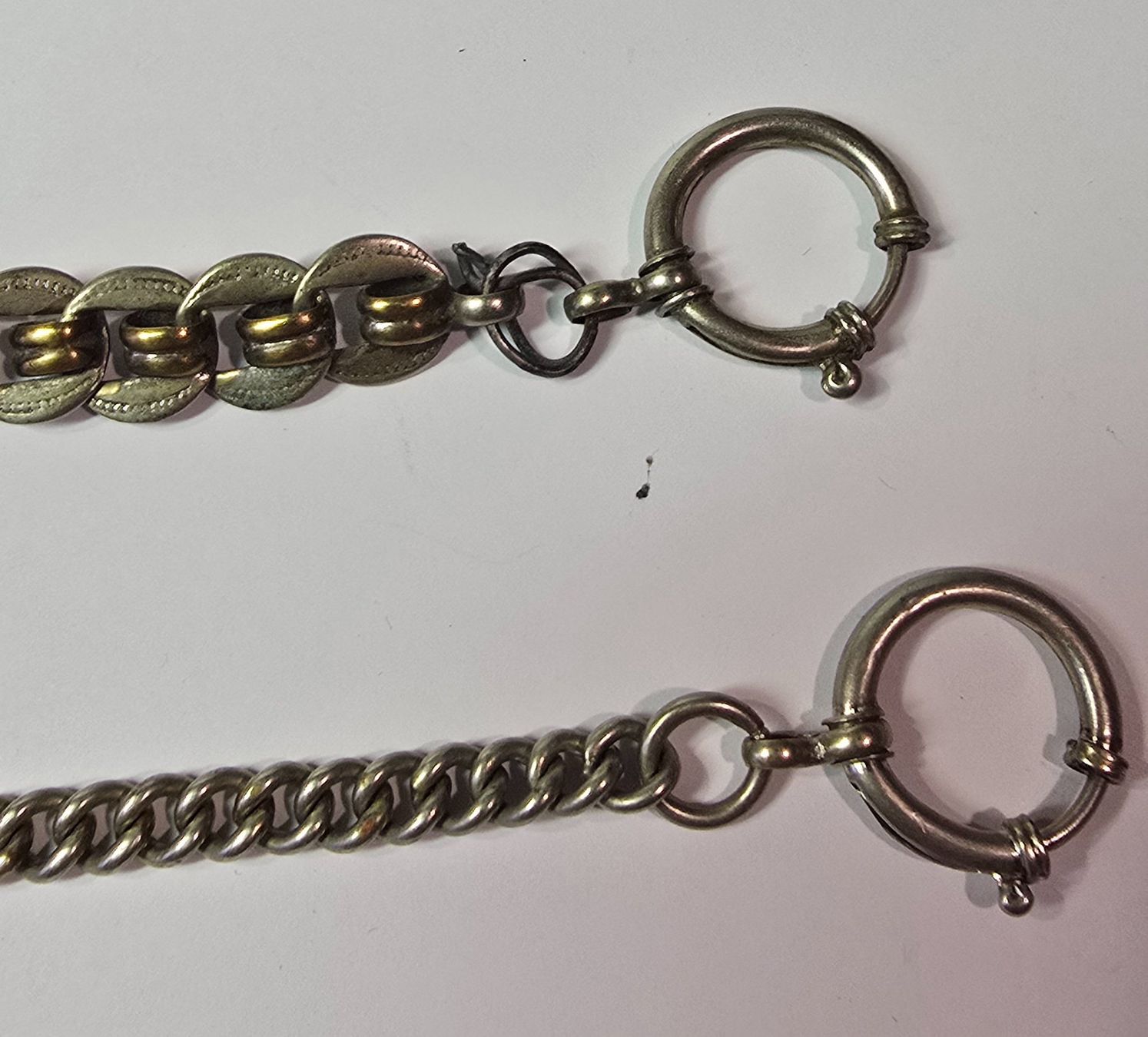 Autres accessoires pour montres: 2 Taschenuhrketten – D'occasion à Ennetbürgen par 50shafali53 2