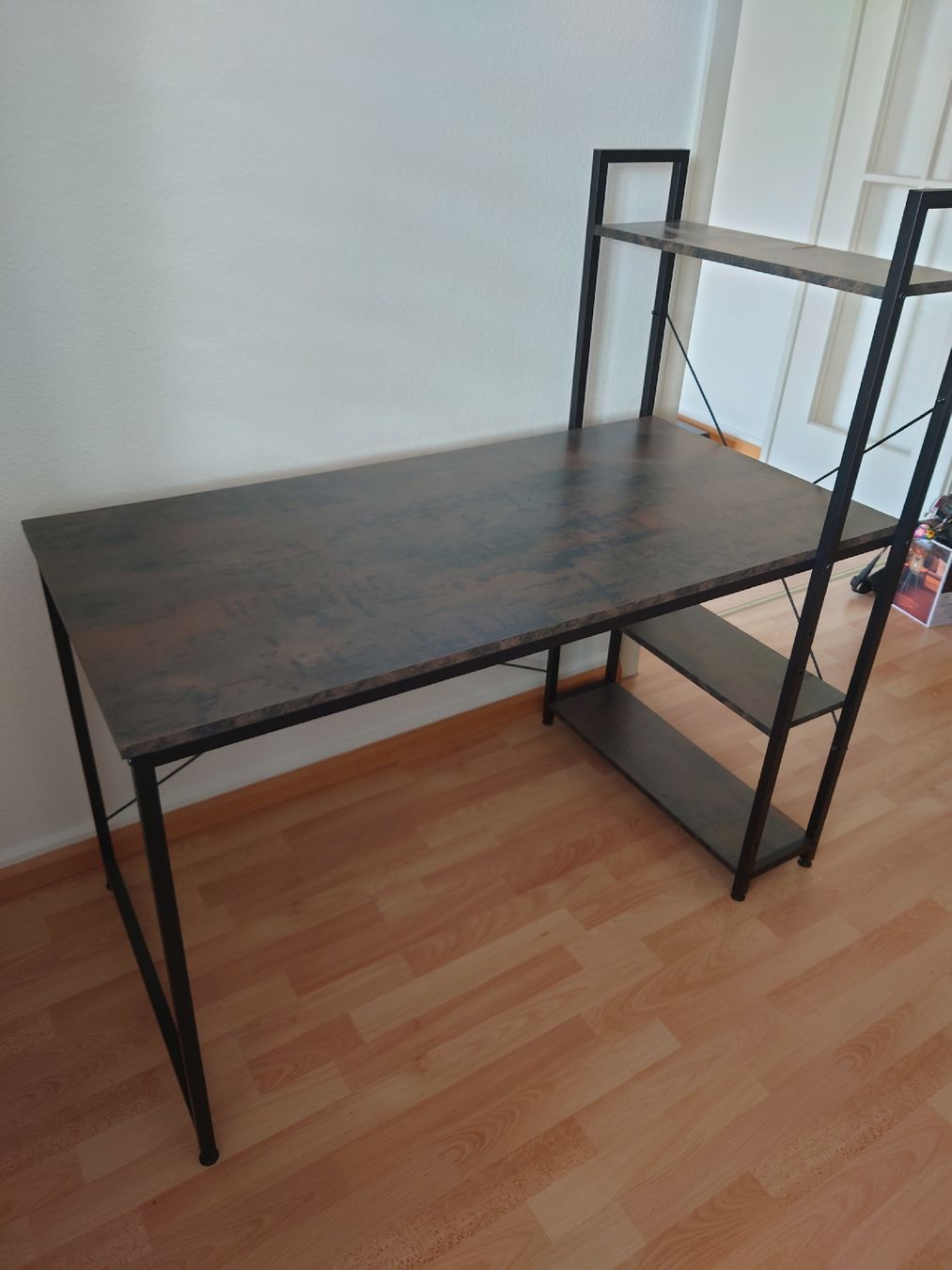 Schreibtische: Desk – Gebraucht aus Muttenz von mla_5d58 1