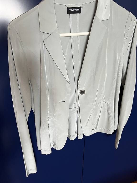 Jacken: Leichter Blazer S – Gebraucht aus Weiningen TG von Sina114