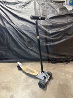 Tretroller mit Geländebereifung