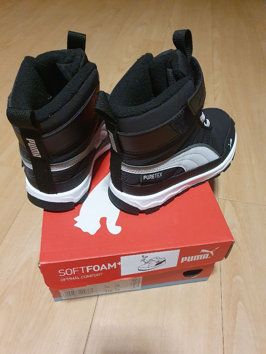 Puma Scarpe per ragazzi: NEU Puma Schuhe Gr. 28 schwarz - PureTex – Nuovo e nell'imballaggio originale da Val D Illiez venduto da SnowRoof 1