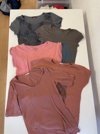 5 T-Shirts von Esprit, Grösse XS/S, Damen, Top Zustand!