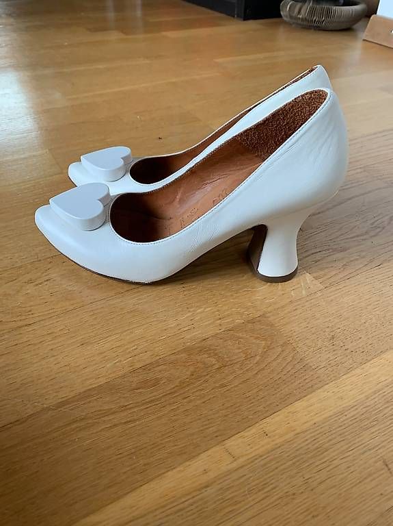Chie Mihara Scarpe da donna: Escarpins Chie Mihara 37 ligne Bridal – Nuovo (secondo la descrizione) da Auvernier venduto da mau_2zkp 1
