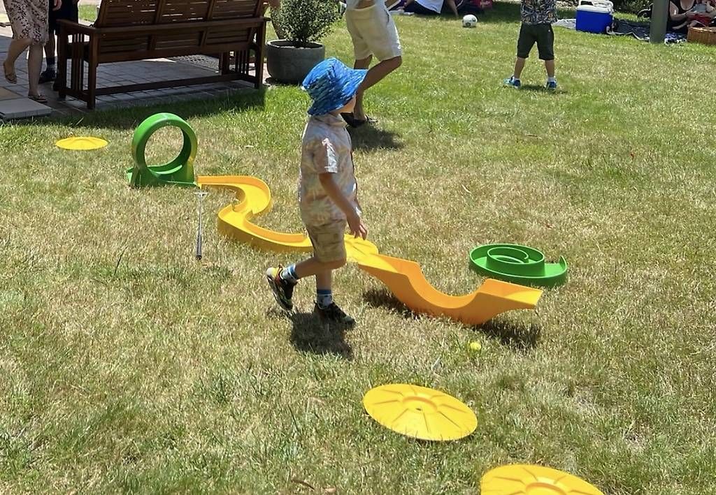 Spiele: Mini Golf – Gebraucht aus St-Aubin FR von car_kc5b