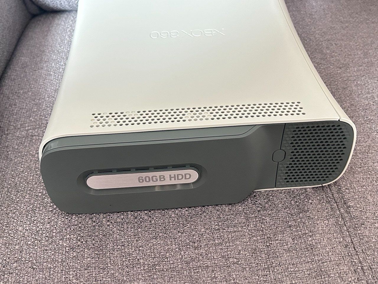 Microsoft Console: Xbox 360 Bianca 60GB con Controller e Cavi Buone Condizioni – Usato da Giubiasco venduto da LorisVale 5