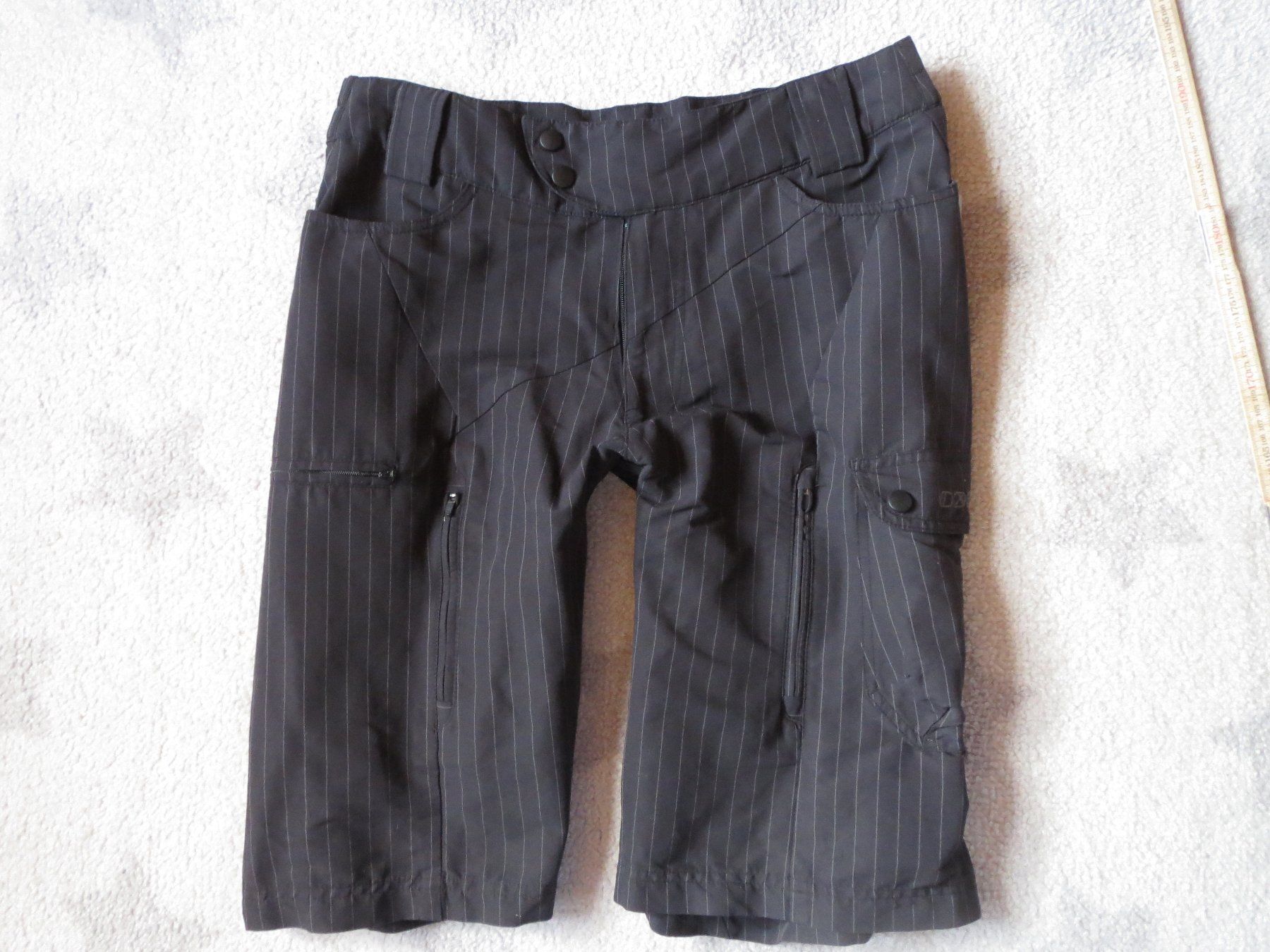 IXS Pantaloni: stylische IXS Damen Hose Gr 40 – Usato da Kiental venduto da Anna8702