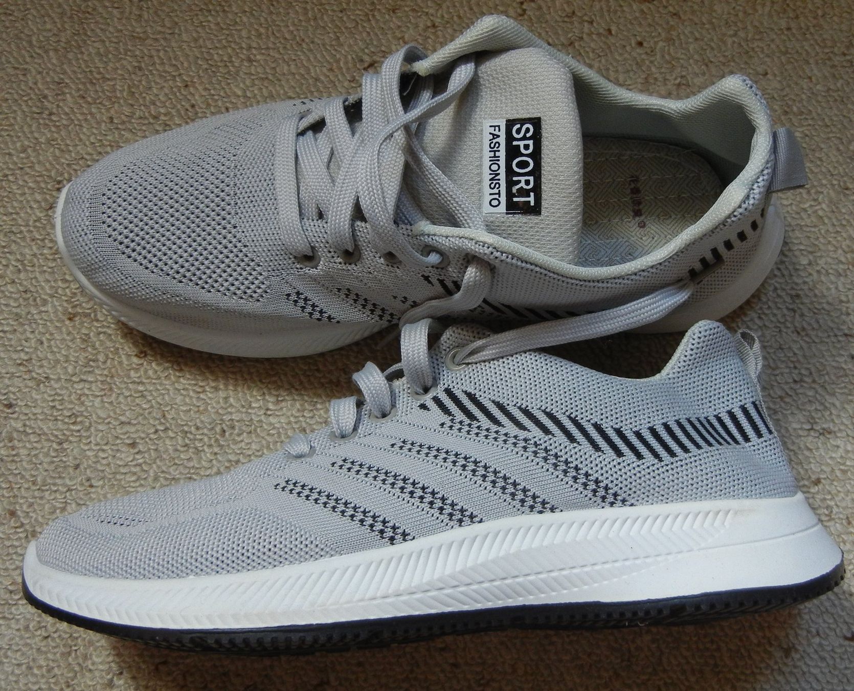 Herrenschuhe: FREIZEITSCHUHE GRÖSSE 43/44 – Neu (gemäss Beschreibung) aus Bern von Mekongbeach 1