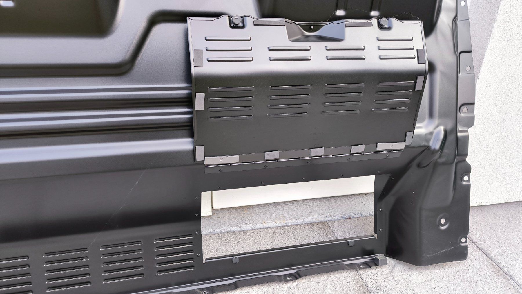 Tutti i ricambio: Tôle séparation Ford Transit Custom 2024 – Nuovo (secondo la descrizione) da Chamoson venduto da Franegis 6
