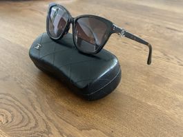 Sonnenbrille Marke „Chanel“, braun, NEU