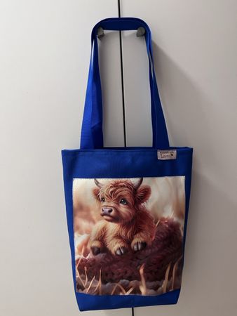 Tasche mit Schottischem Hochlandrind Motiv blau neu